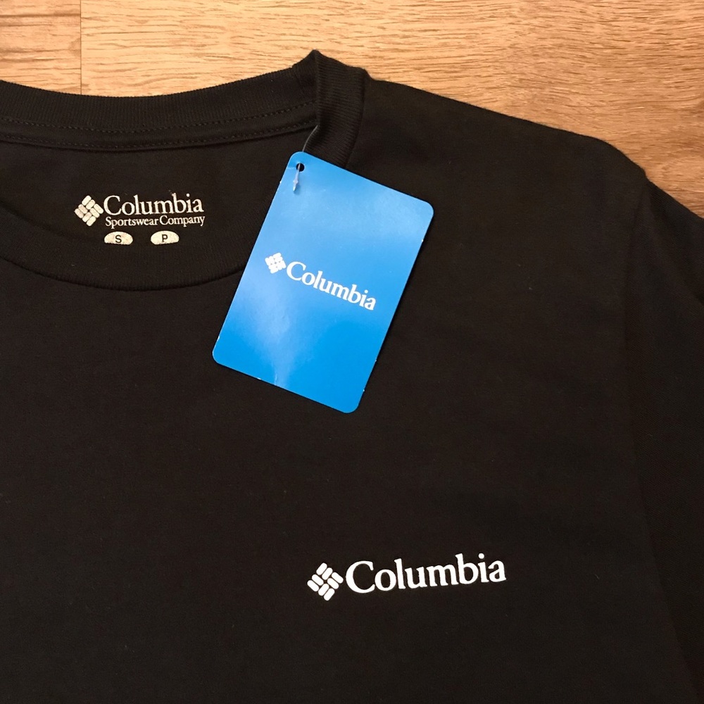 Sold- Columbia Graphic Tee Bear - Picture 8 of 8